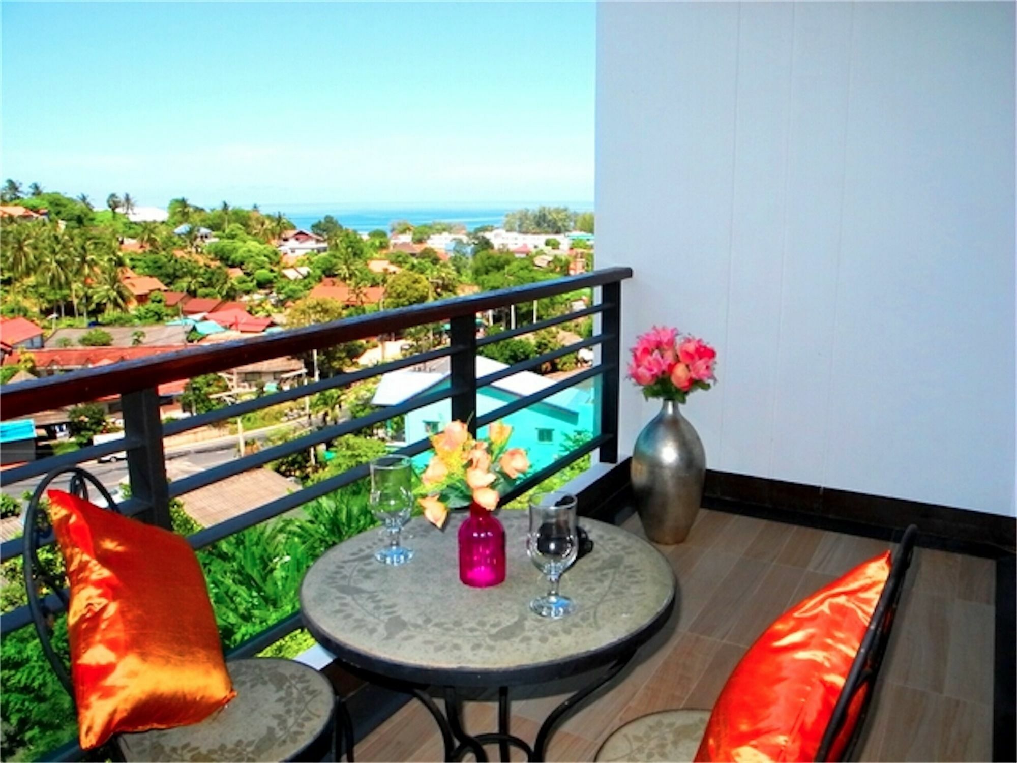 Sea & Sky Karon 1 Bedroom Apartment Kata Beach Exterior foto